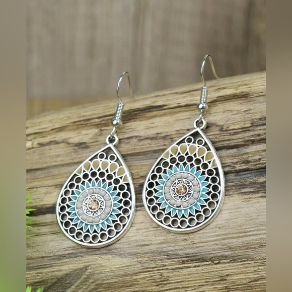 3Pc Boho Earring & Necklace Set NWT - Picture 5 of 7